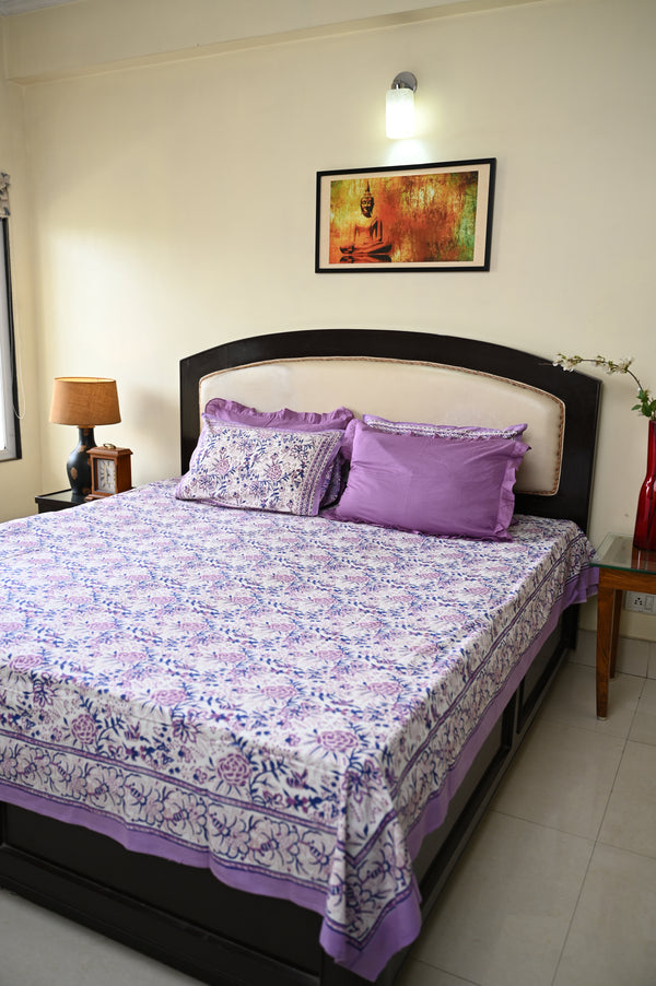 Wisteria Wonderland Cotton Bedsheet with 2 Pillow Covers