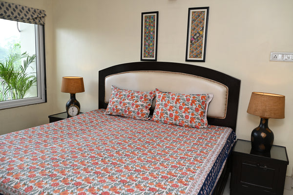 Coral Garden Bedsheet with 2 Pillow Covers