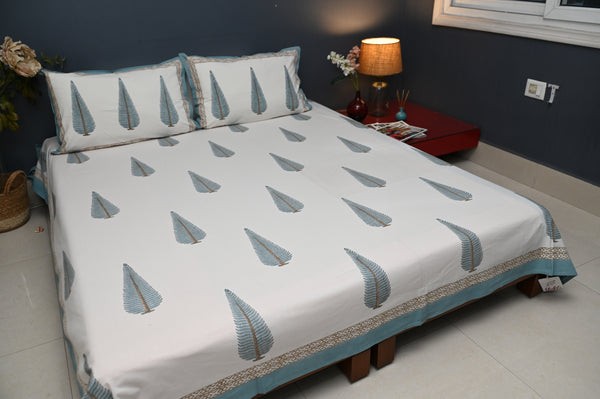 Ashoka Leaf Bedsheet with 2 Pillow Covers